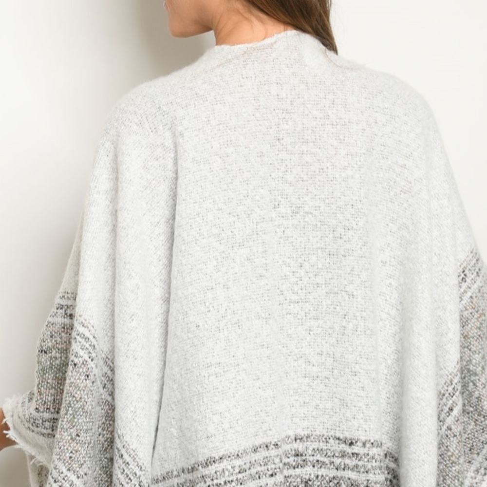 Brand New Chic & Cozy Boutique Poncho Shawl Cape - Picture 6 of 7